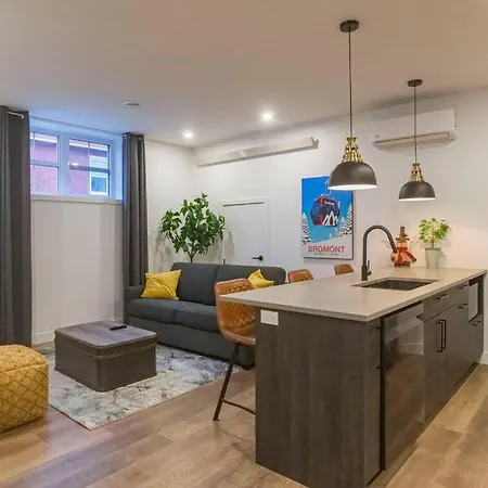 883 Suite 102 Bromont Vieux Village 2Cac , Foyer Extérieur photo