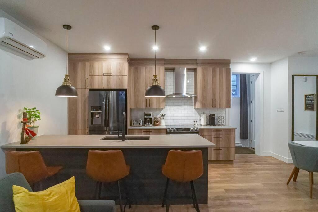 883 102 Vieux Village 2cac , Foyer Appartement Bromont